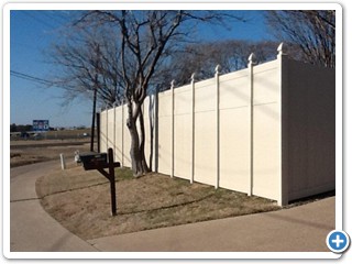 vinyl fence 5