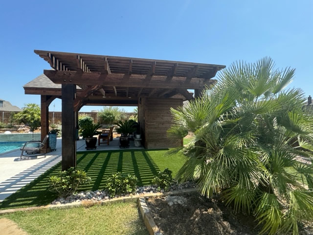 Cedar Pergolas and arbors in Dallas / Fort Worth